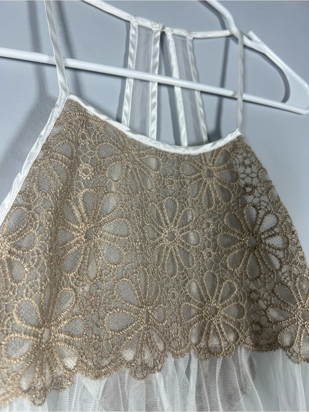 Victoria’s Secret Mesh Floral Crochet Top Chemise Lingerie Small